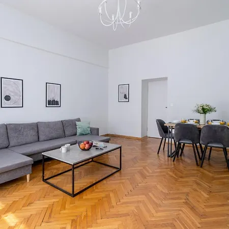 Brzozowa By Hostly Apartment Krakow