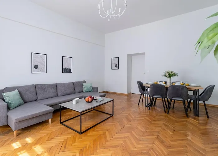 Brzozowa By Hostly Apartment Krakow